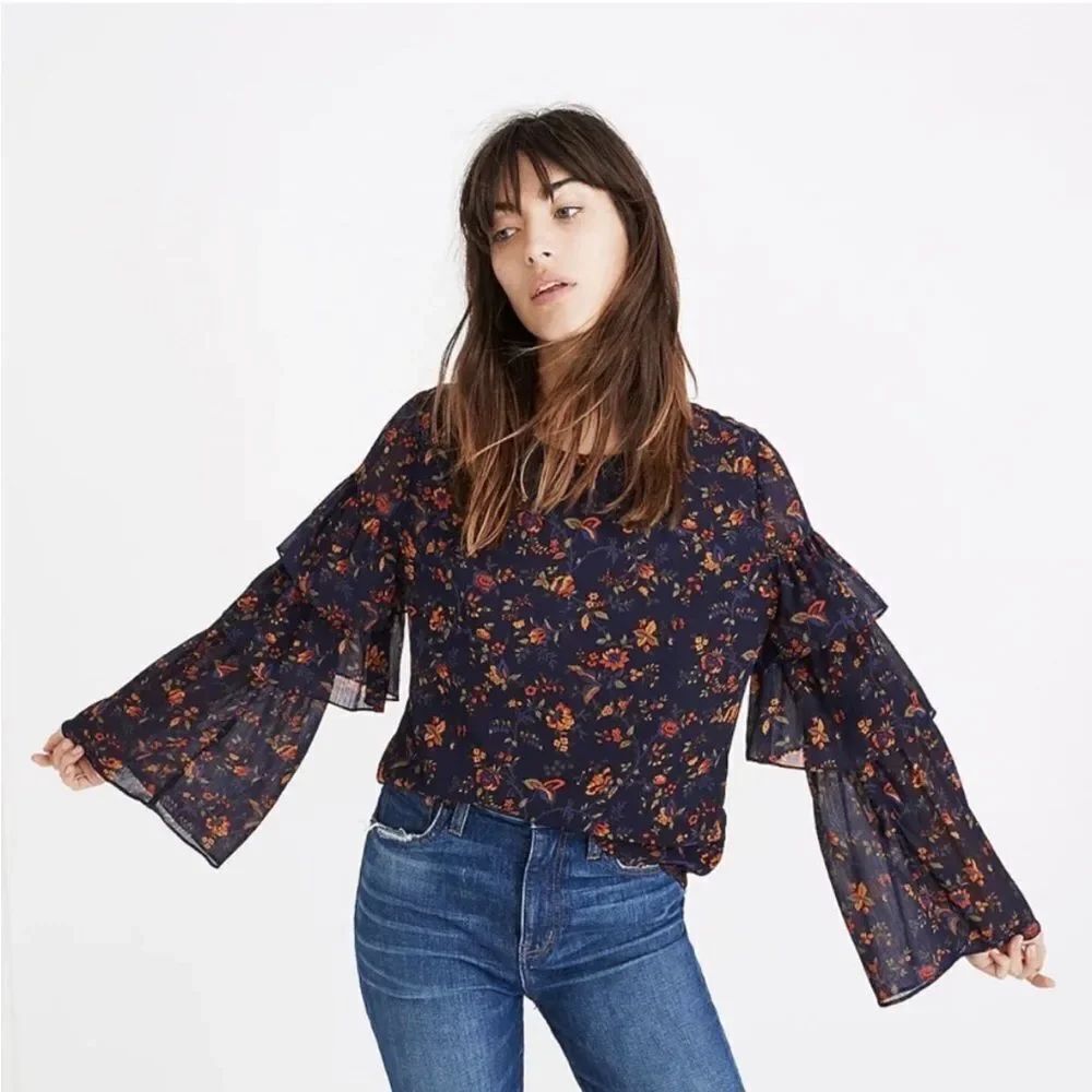 Madewell Floral Ruffle-Sleeve Top in Climbing Vine Size Medium